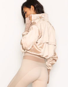 Wind Breaker Bomber 3