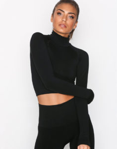LS Cropped Polo Gym Top 2