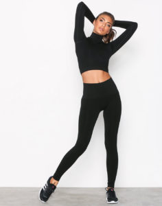 LS Cropped Polo Gym Top 4