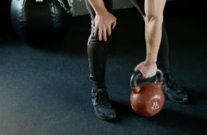 Så gör du de vanligaste kettlebellövningarna