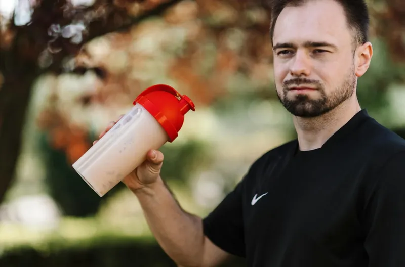 Vassle eller kasein – vilket protein ska du välja för dina träningsmål